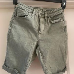 Olive Bermuda shorts